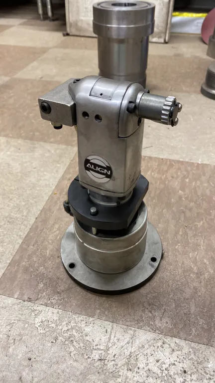 ALIGN AIR MOTOR FOR MILLING MACHINE FOR TOOL EXTRACTION