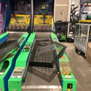 ICE GAMES DIGITAL DUNK 'N' ALIEN SKEE-BALL COMMERCIAL COIN OPERATED ARCADE REDEMPTION MACHINE