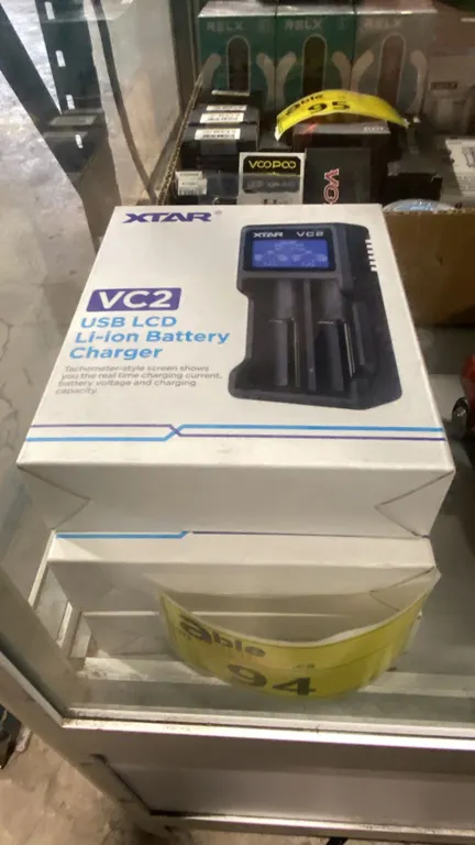 3 XTAR VC2 USB LCD LI-ION BATTERY CHARGERS