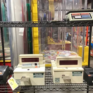 TICKET EATER COMMERCIAL ARCADE TICKET EXCHANGE STATION & DIGITAL WEIGHT SCALE