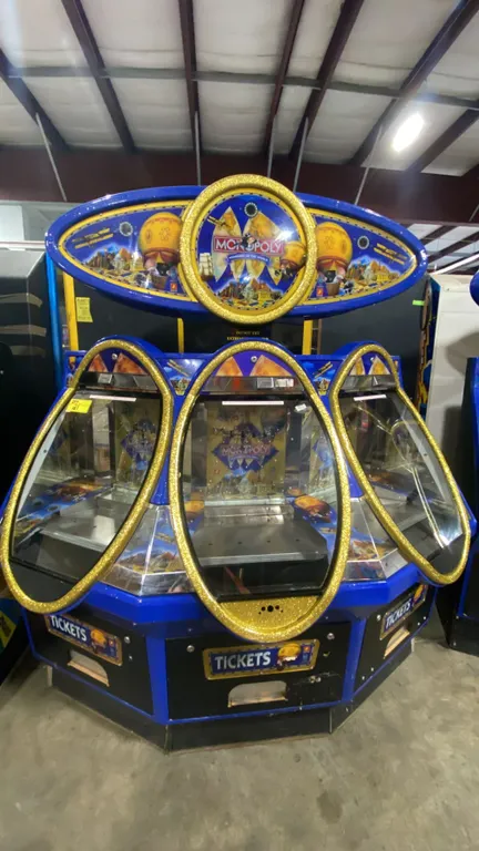 ICE INNOVATIVE CONCEPTS MONOPOLY "WONDERS OF THE WORLD" COMMERCIAL COIN OPERATED ARCADE TOKEN