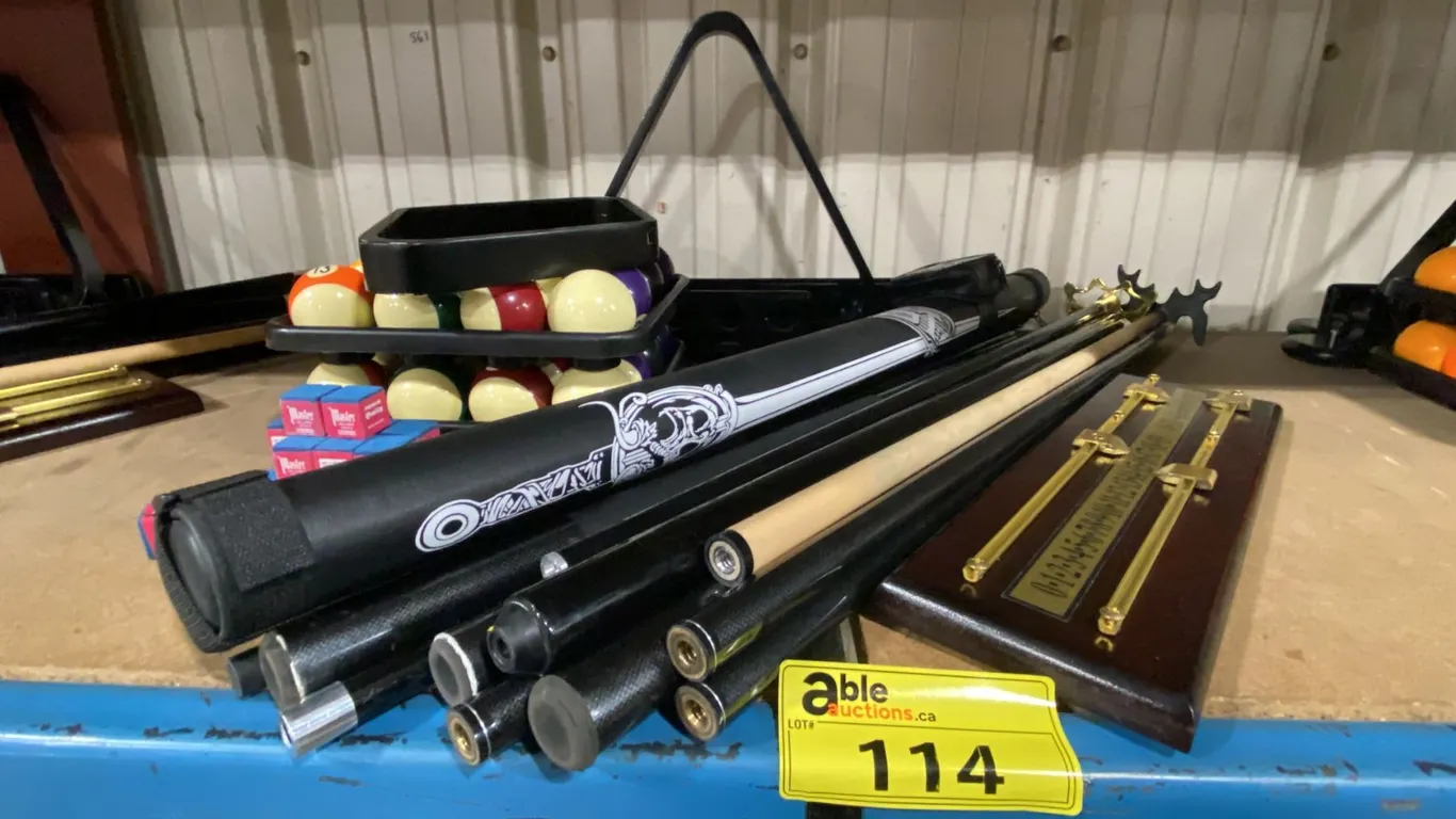 2 SETS OF BILLIARDS BALLS, ASSORTED CUES, SCOREBOARD, CUE CASE, TRIANGLE & WALL MOUNT CUE HOLDER