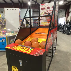 STREET BASKETBALL COMMERCIAL COIN OPERATED DIGITAL MOBILE HOOP SHOT CONNECTING BASKETBALL GAME