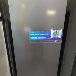 HISENSE 21,5" WIDE STAINLESS STEEL SWING DOOR CONVERTIBLE REFRIGERATOR/FREEZER