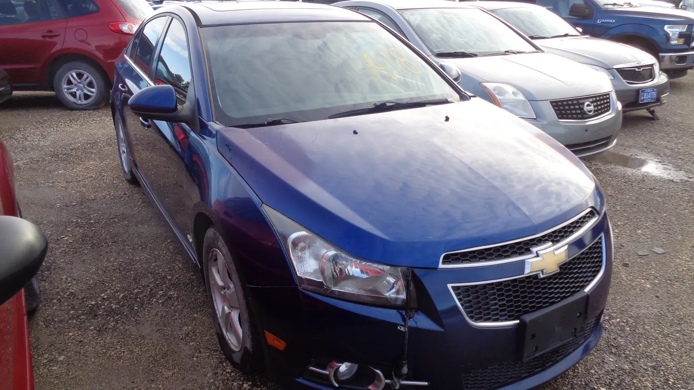 2012 Chevrolet Cruze LT 4dr Sedan w/2LT