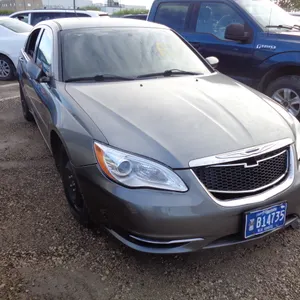 2011  Chrysler  200