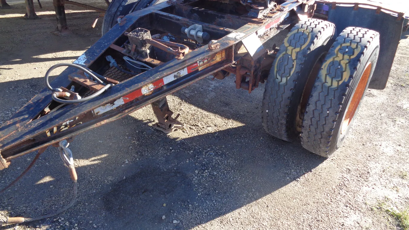 2000 TOW DOLLY