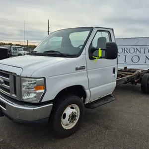 2010  Ford  E-Series  Dual Rear Wheel  Cab & Chassis