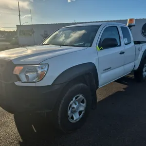 2015  Toyota  Tacoma  4x4 Base 4dr Access Cab 6.1 ft SB 4A  4x4