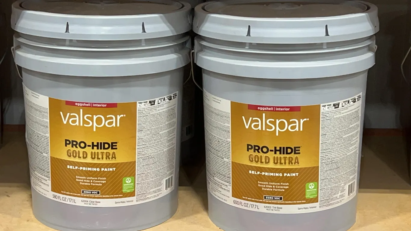 Valspar Pro-Hide Gold Ultra Eggshell Interior Paint