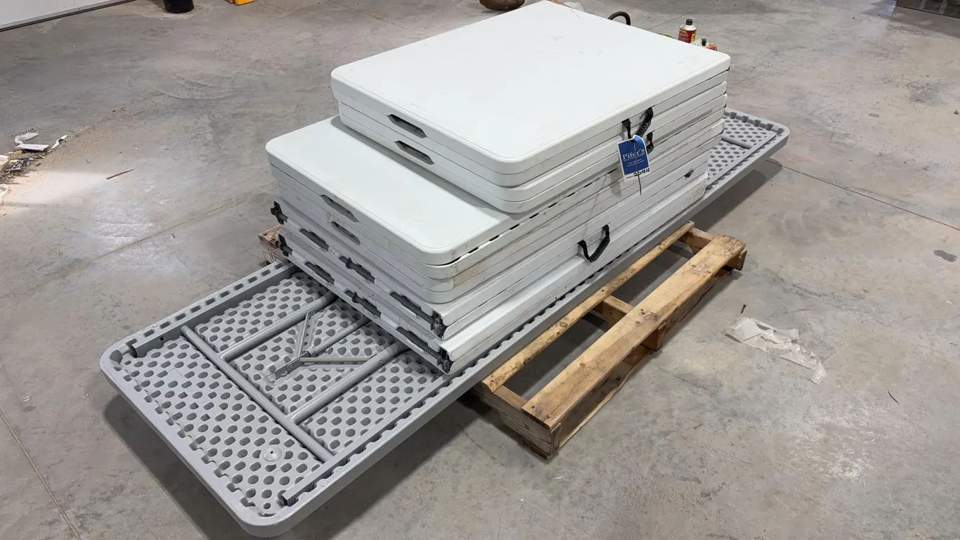 Folding Tables