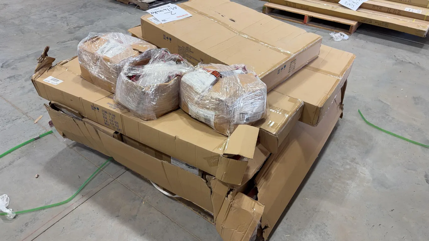 Milwaukee Display Racking