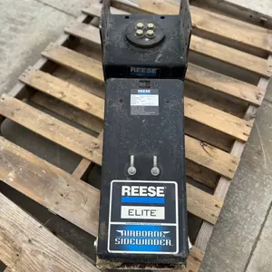 Reeses Elite Short Box Fifth Wheel Hitch