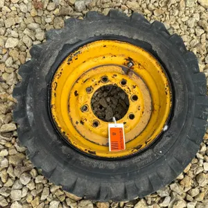 John Deere Skidloader Rim and Tire