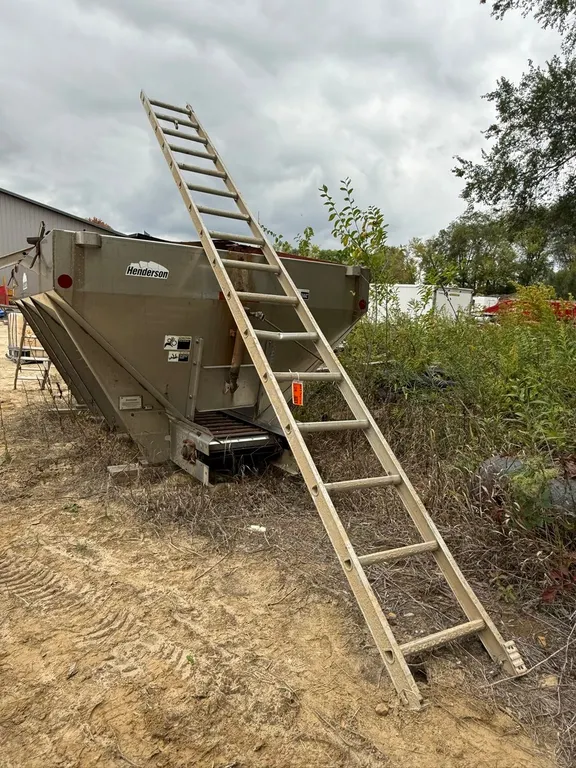 16' Aluminum Ladder