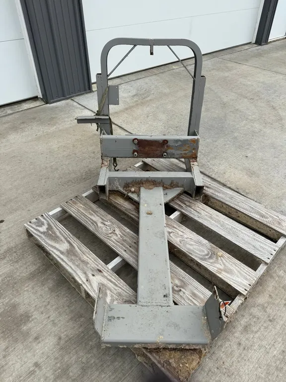 Leo Snowplow Mount fort Kubota 6060 Tractor