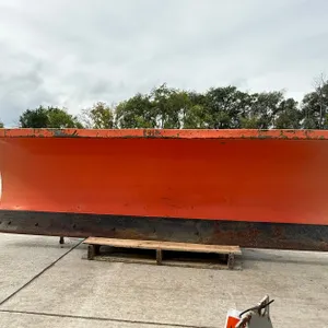 8.5' Leo Snowplow