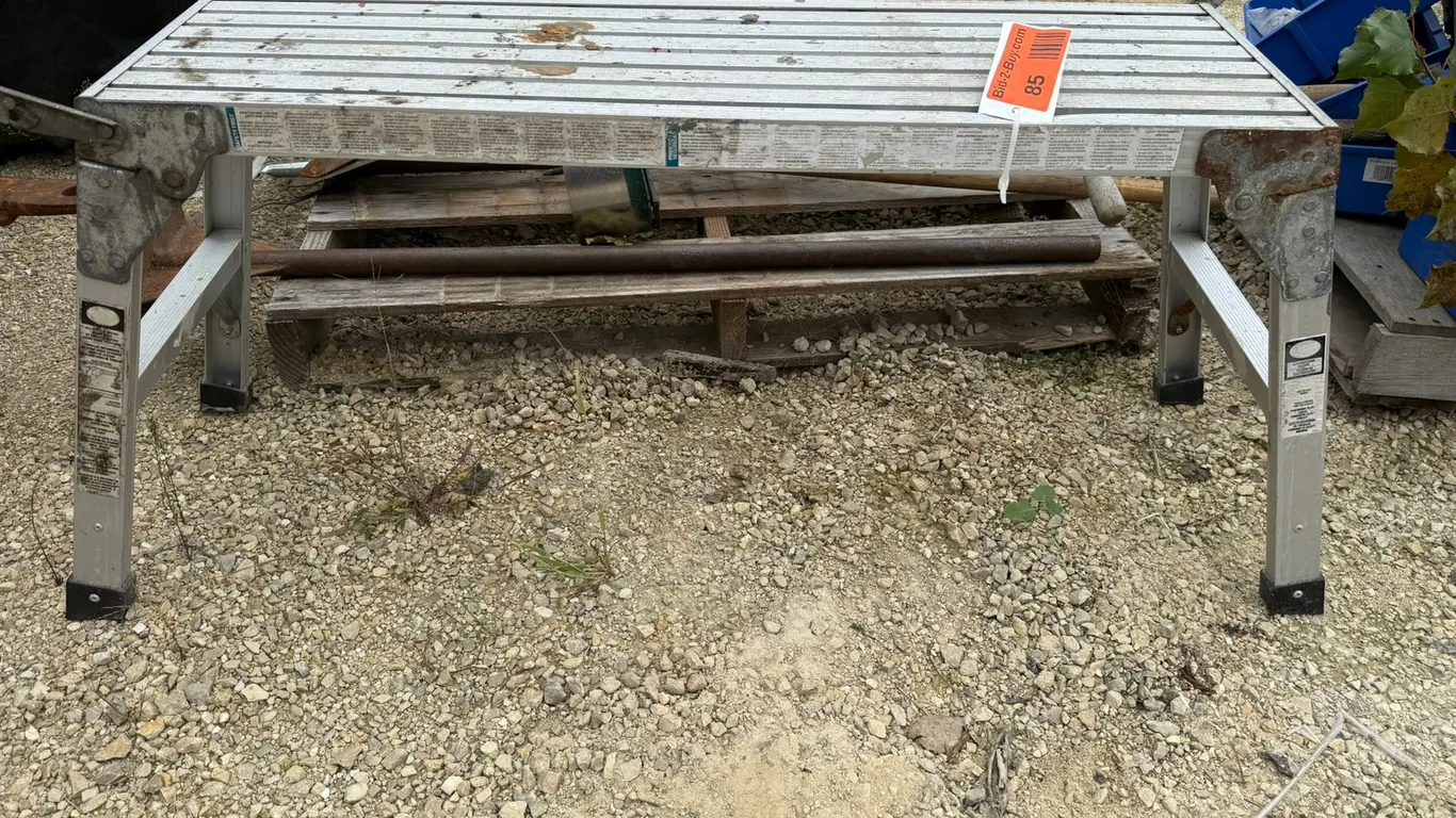 3'x1' Aluminum Platform