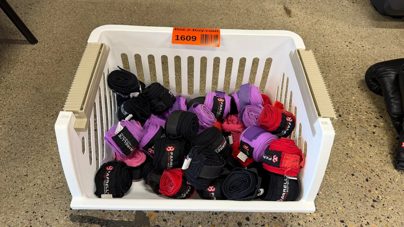 Approx. (24) Farrell Hand Wraps