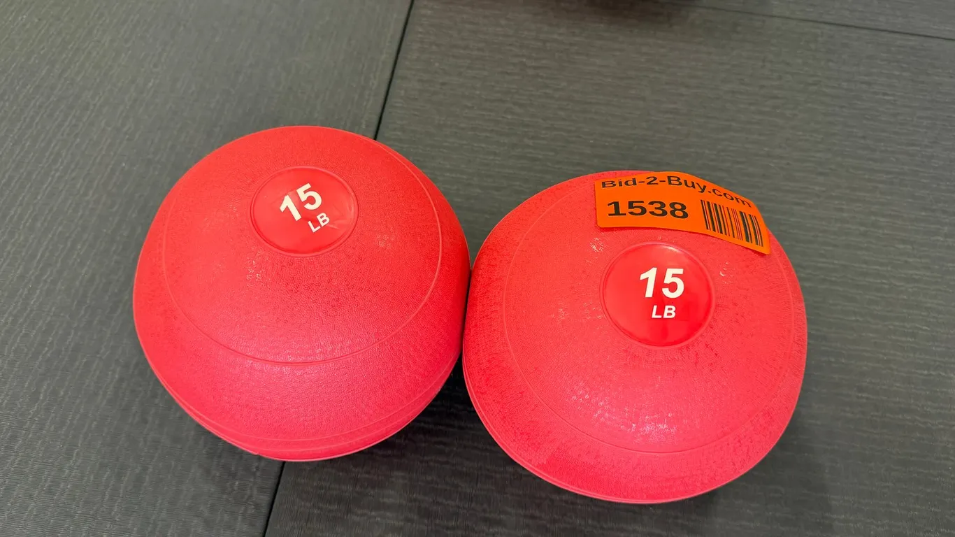 (2) 15lb Medicine Balls