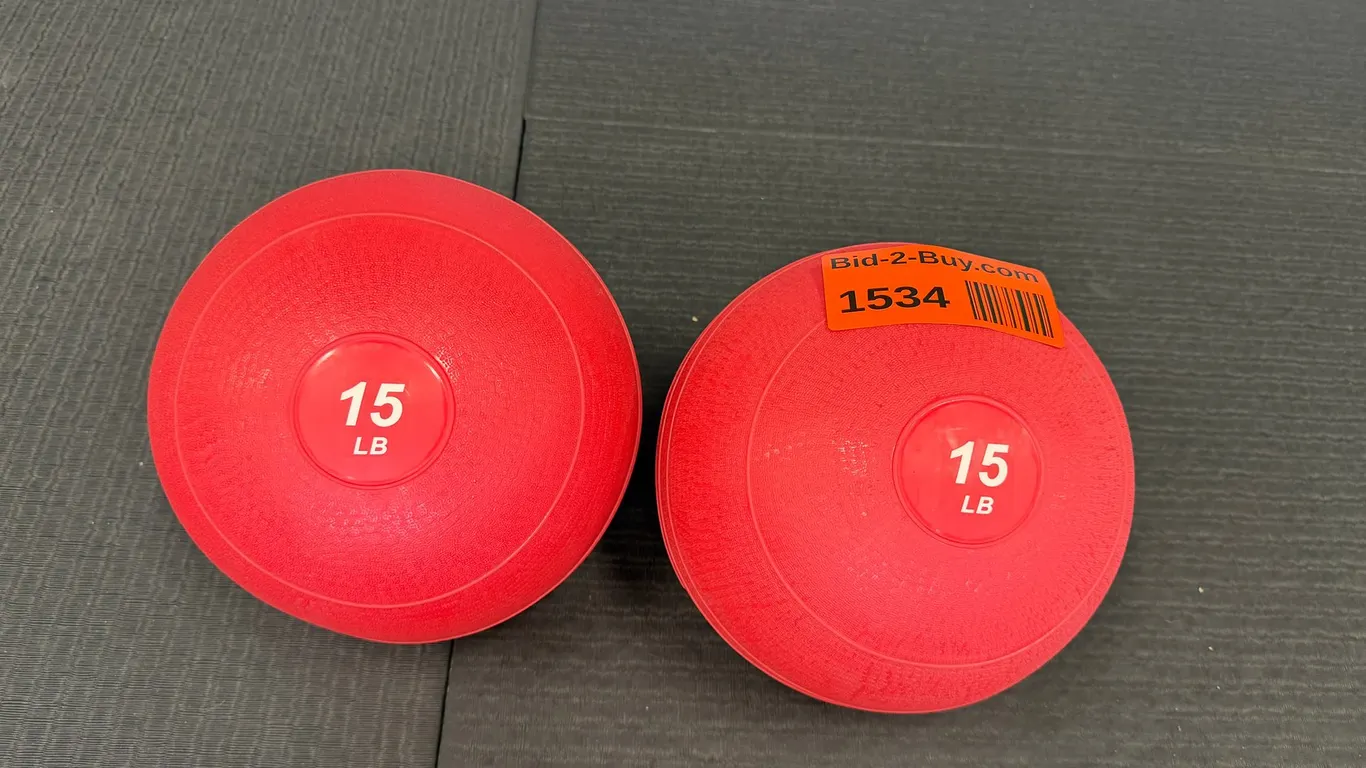 (2) 15lb Medicine Balls