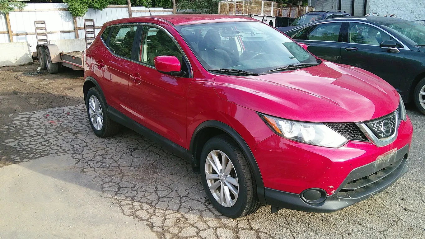 2018 Nissan Rogue Sport Multipurpose Vehicle (MPV)