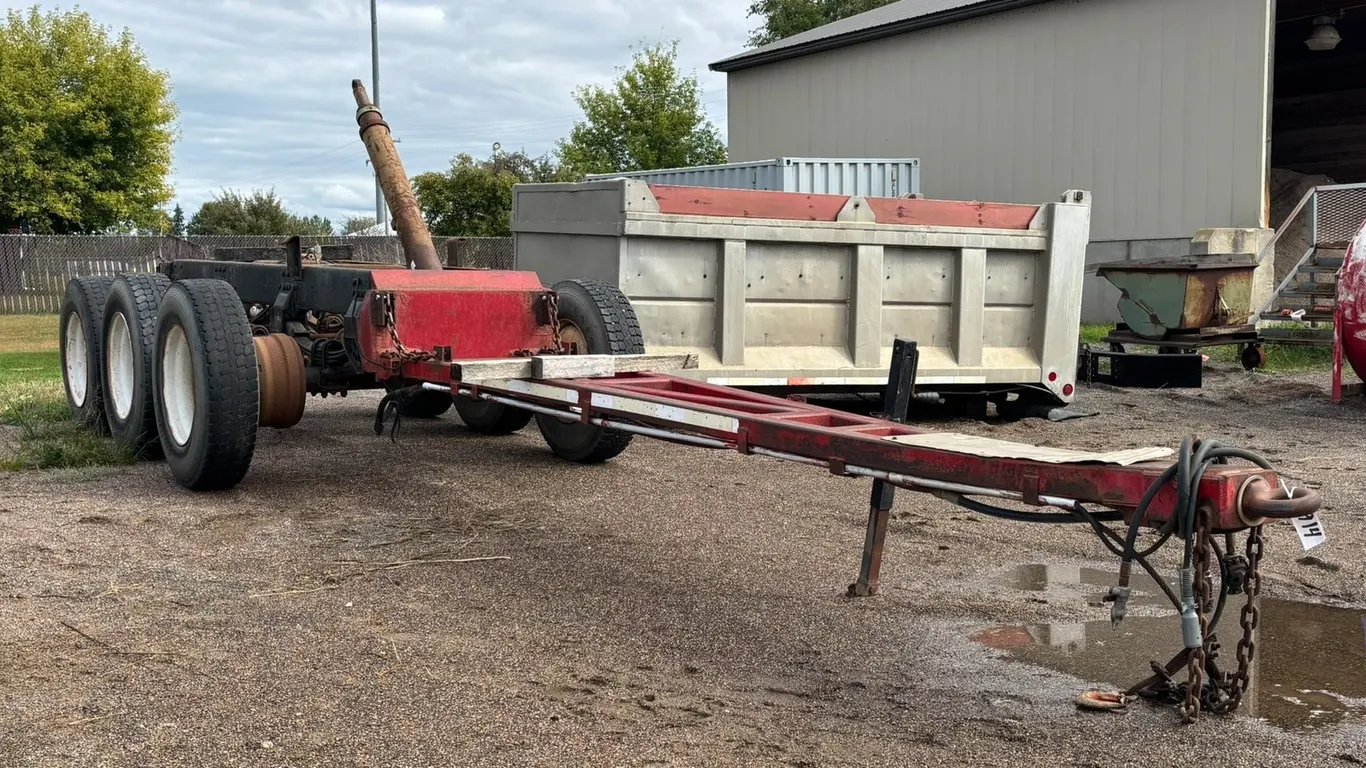 1979 Homemade 34' Pup Trailer With Dump Box