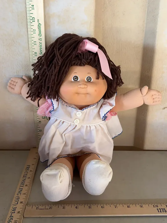 Vintage 1985 Cabbage Patch Kid Doll