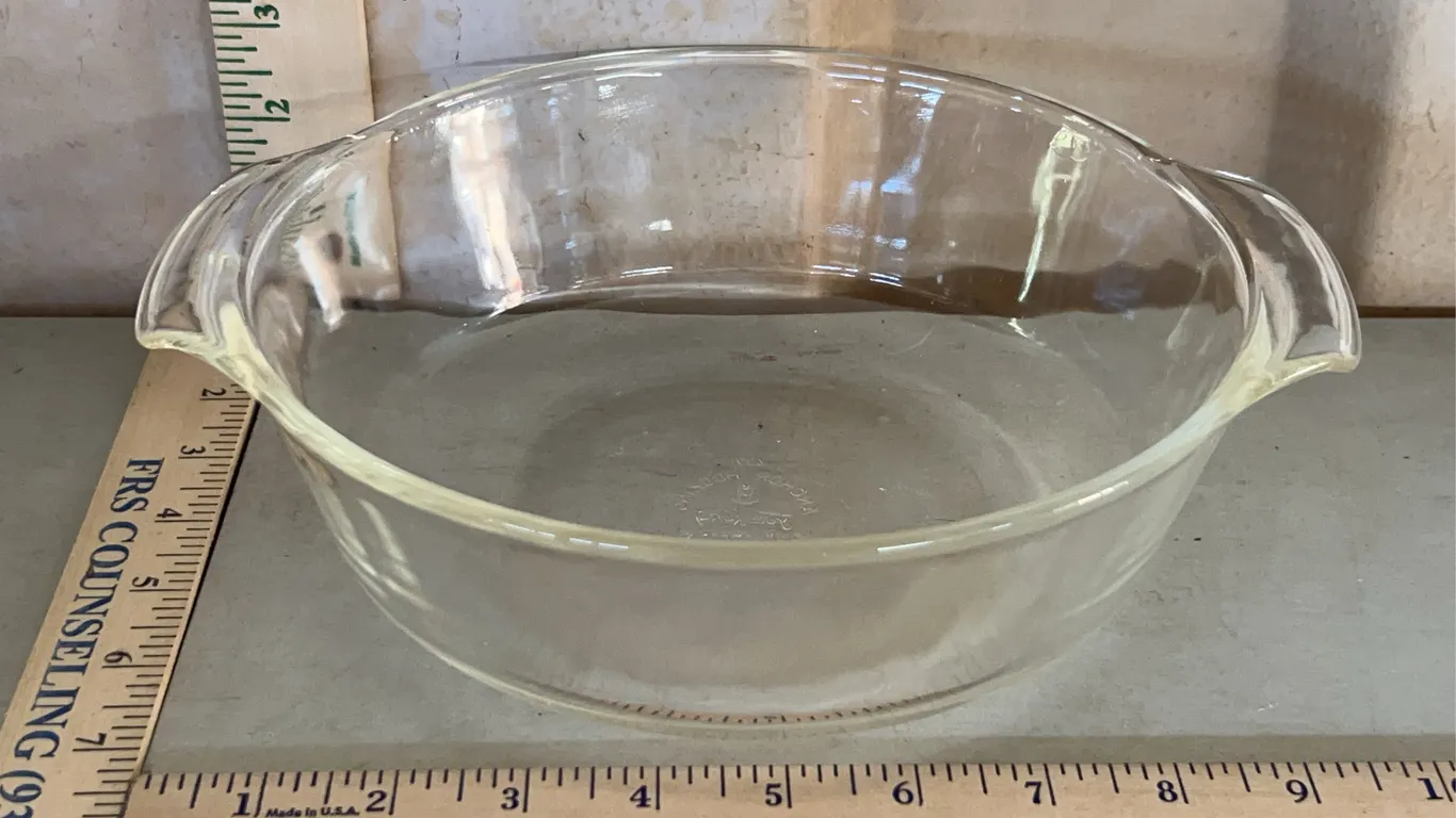 Vintage Fire King/Anchor Hocking 1.5 Qt Clear Glass Baking Dish