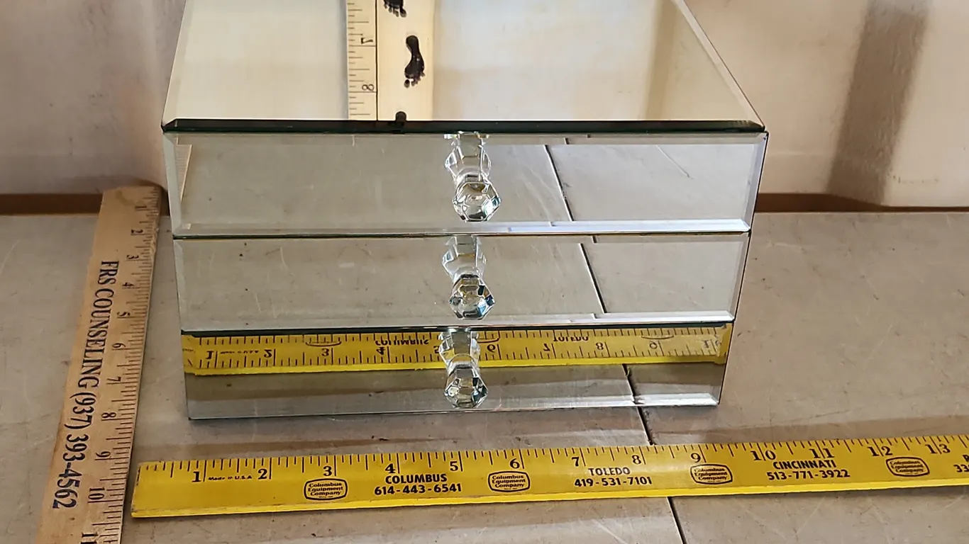 Mirrored 3 Drawer Jewelry Box 9.25"X6.5"X5.5"