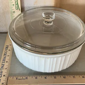 Vintage Corning Ware 2.5 Qt French White Baking Dish W/Lid