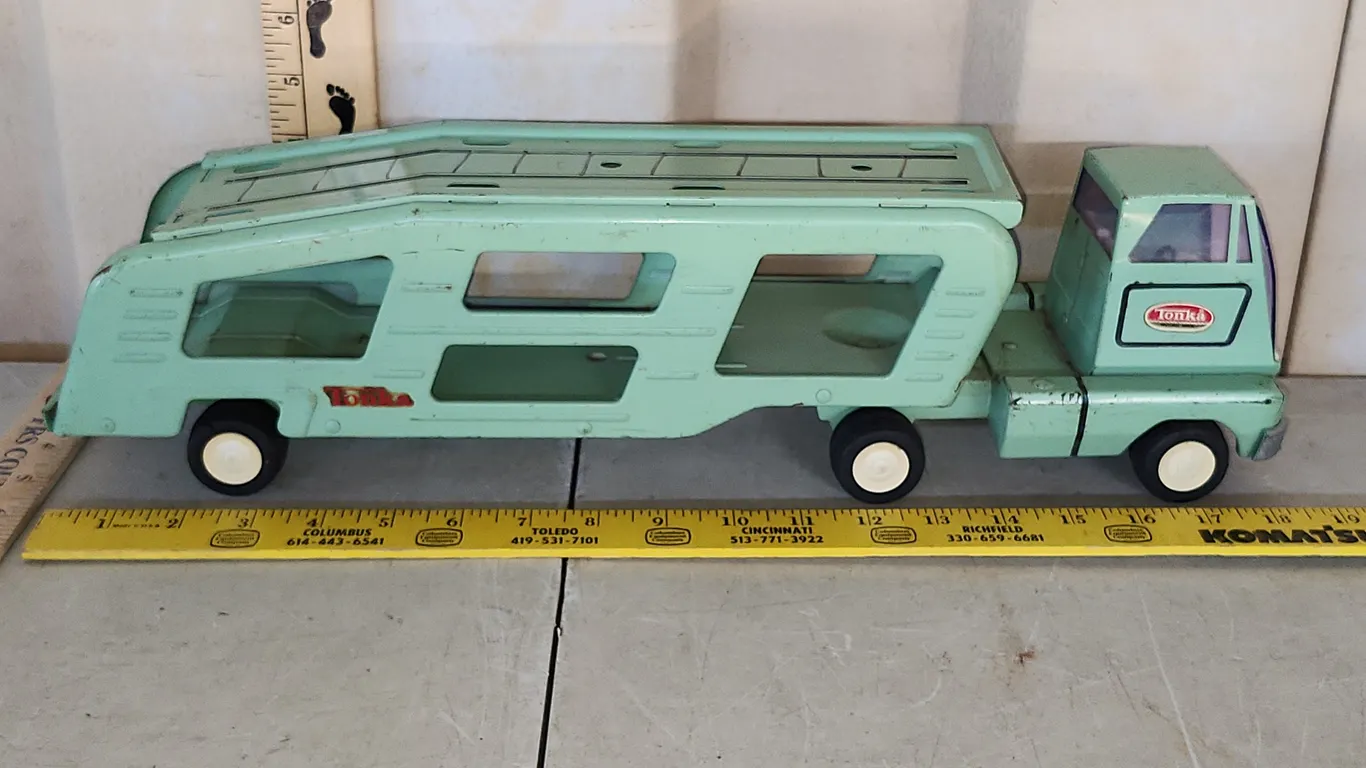 Vintage 1960s Tonka Mint Green Steel Car Carrier No.96 18.5"X4"X5"