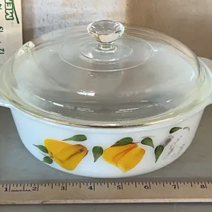 Vintage Fire King Gay Fad Fruits 1.5 Qt. Baking Dish W/Clear Glass Lid