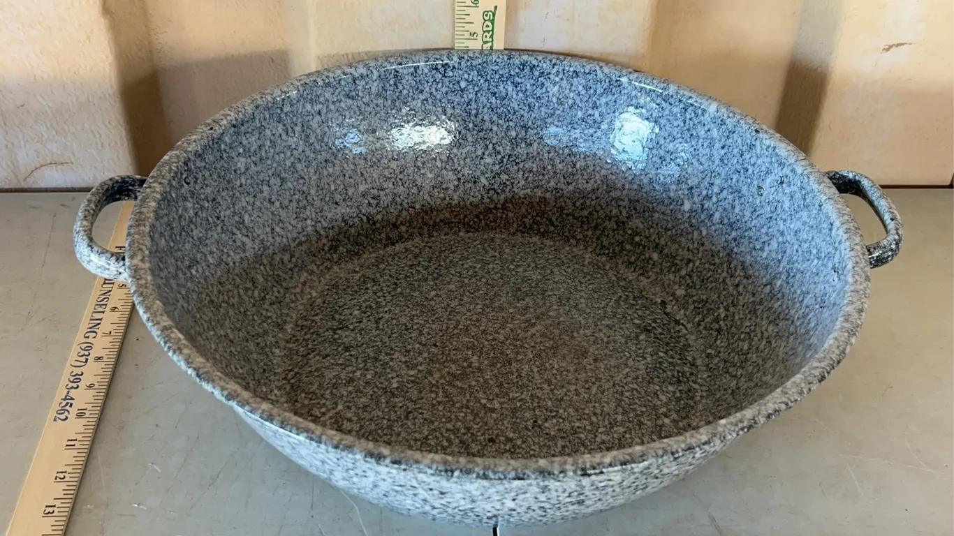 Vintage Large Enamel Finish Pan Blue/Grey Speckled 19"X16.75"X4.75"