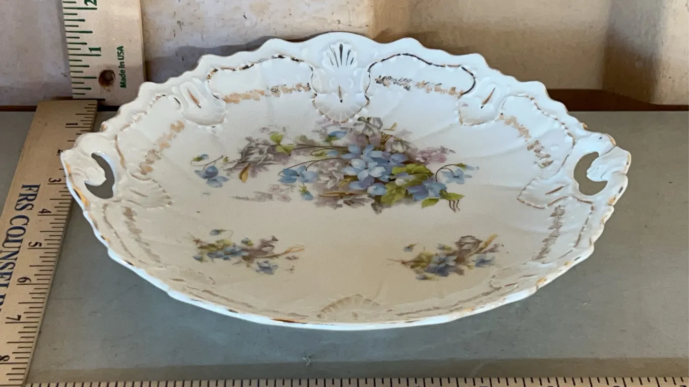 Vintage Hand Painted Flower Serving Plate 9.25"