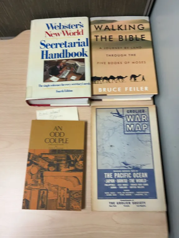 Book Lot: Secretarial Handbook, Walking the Bible, War Map
