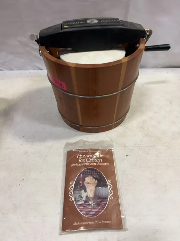RCW Sterling 5 Quart Hand Crank Ice Cream Freezer