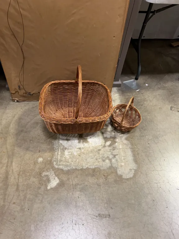 Wicker Baskets with Handles, Nested Design