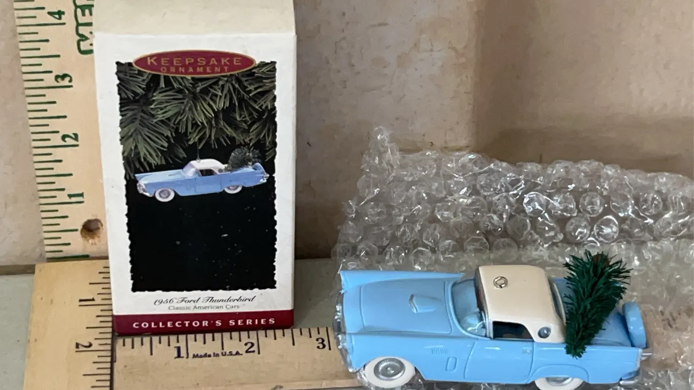 1993 Hallmark Keepsake 1956 Ford Thunderbird Ornament