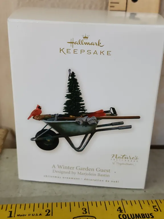 Hallmark Keepsake A Winter Garden Guest Ornament