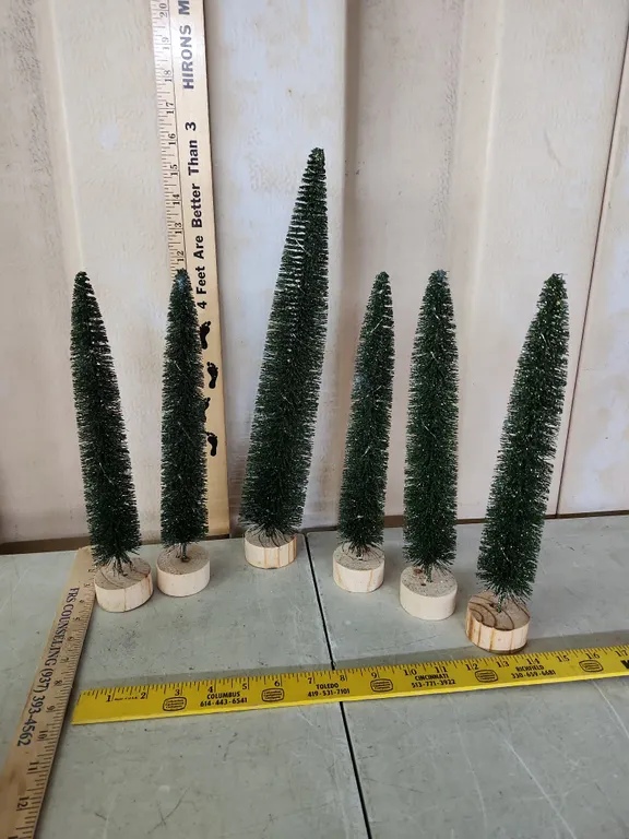6 Glitter Trees