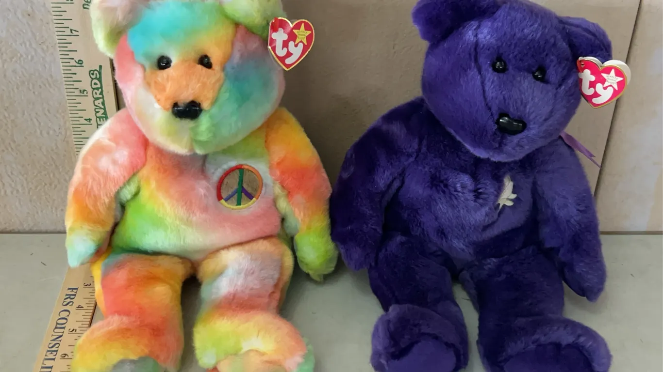 2 TY Beanie Buddies-Peace & Princess Diana