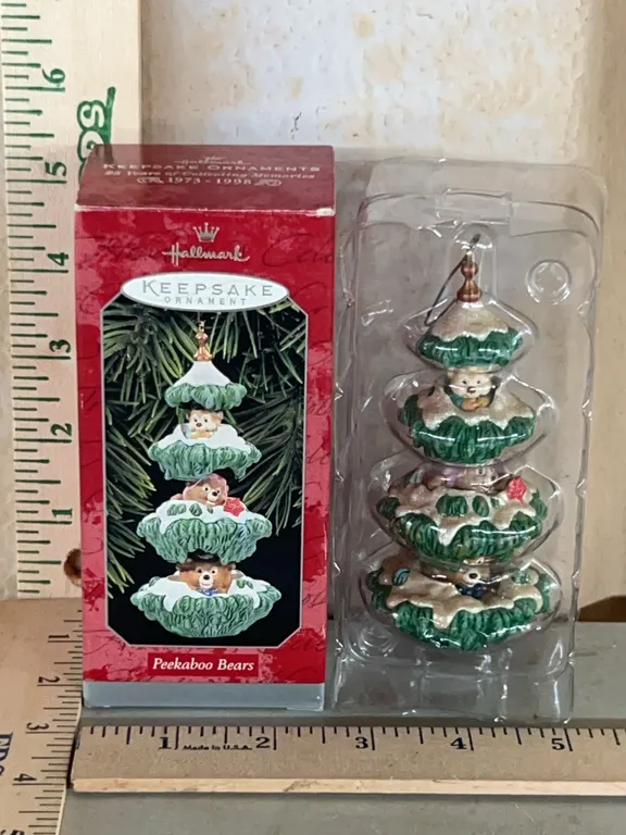 1998 Hallmark Keepsake Peekaboo Bears Ornament