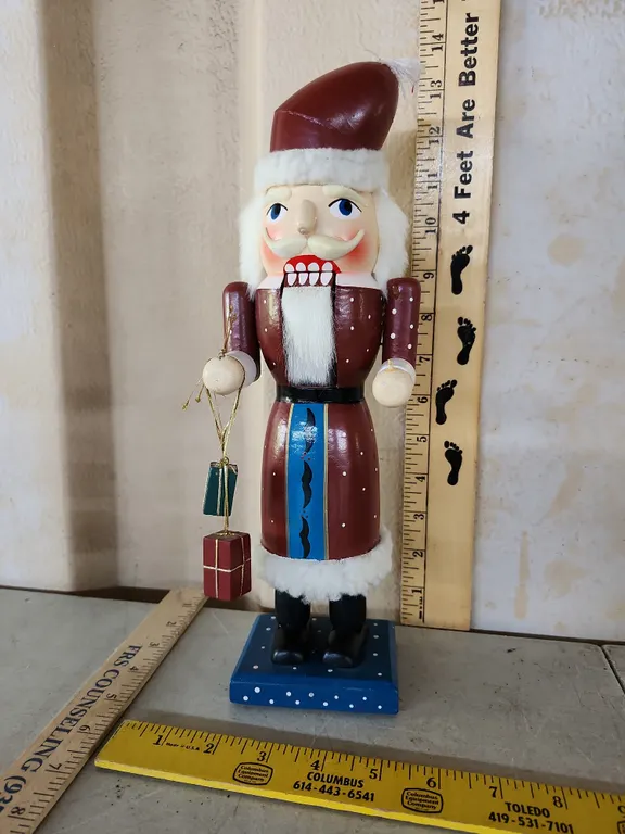 Wooden Santa Nutcracker, Missing Items To Hold 13" Tall