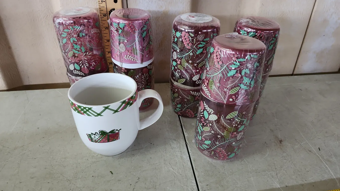 Christmas Mug & 5 New Carfe Sets