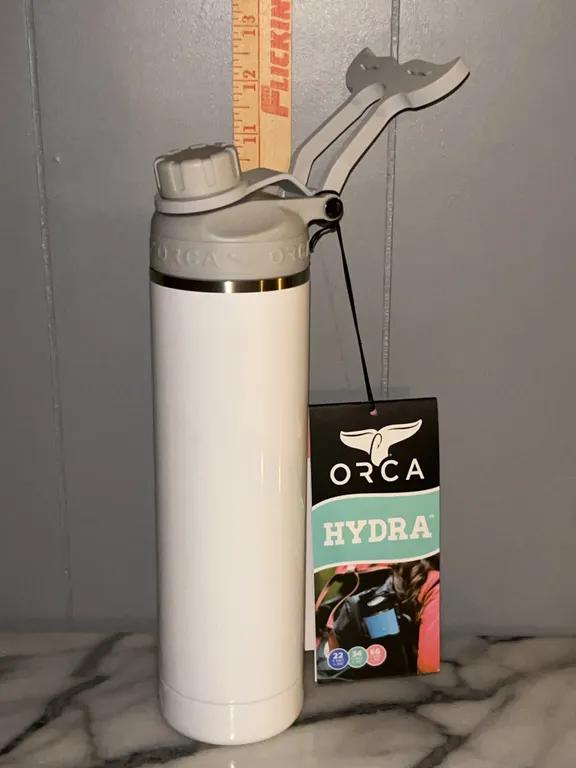 New Orca Hydra 22 oz Insulated Tumbler Bottle Pearl