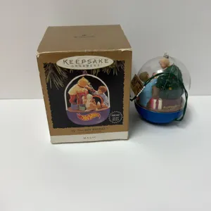 Hallmark 1995 Hot Wheels Keepsake Ornament Magic Series