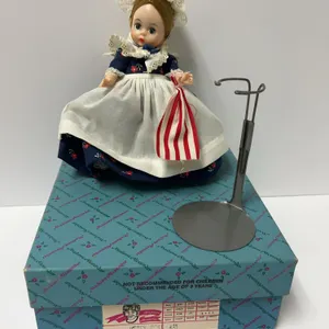 Madame Alexander Betsy Ross Doll with Stand and Box