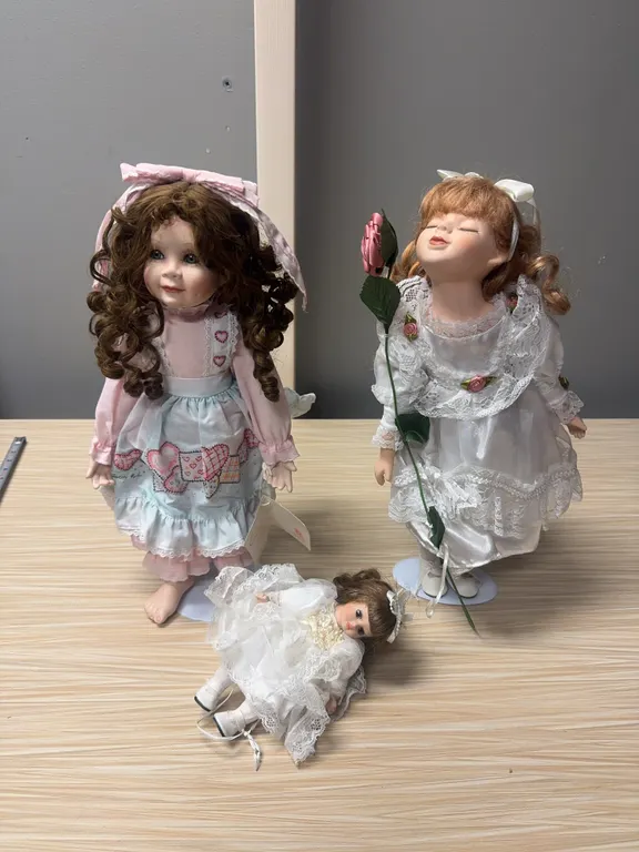 Pink Hamilton Collection doll and Misc.