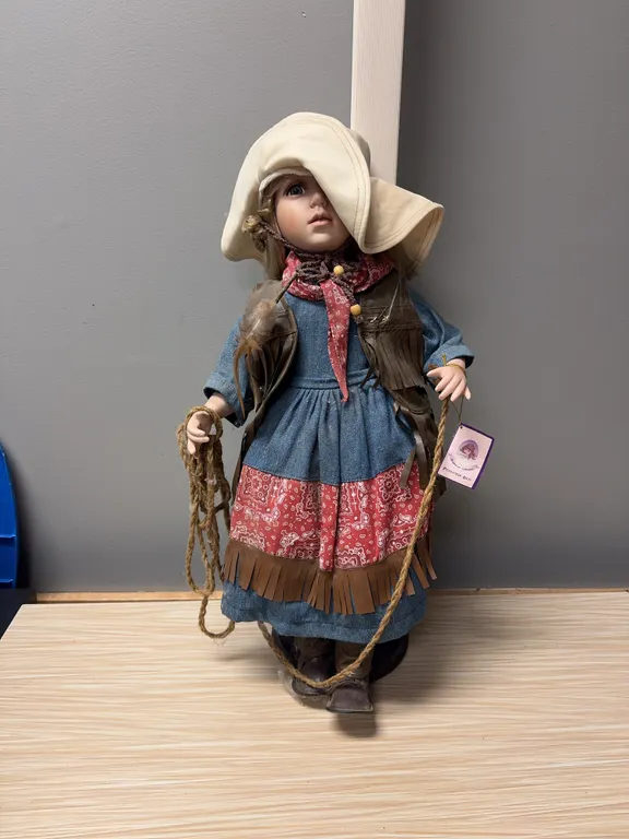 Goldenvale Alice Cowgirl